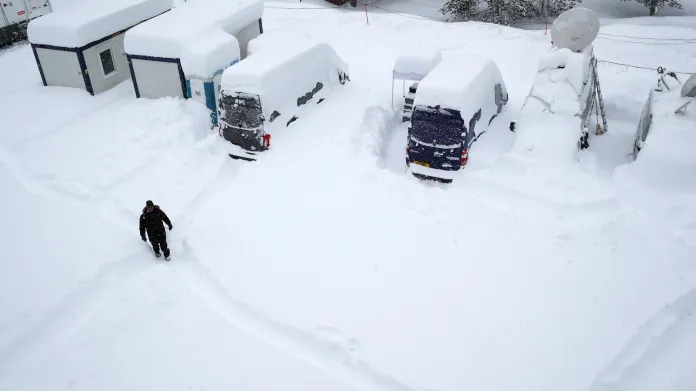 S přívalem sněhu mají potíže i ve švýcarském Davosu, kde se bude příští týden konat ekonomické fórum