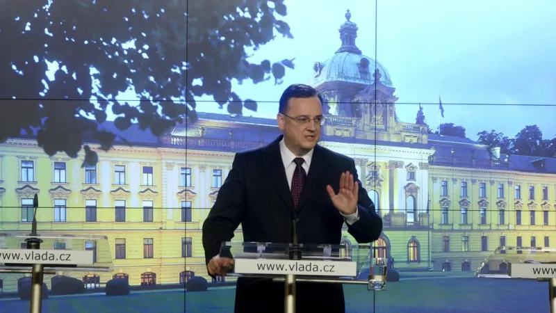 Premiér Nečas hovoří o odvolání ministryně obrany