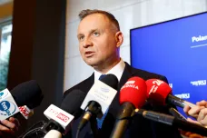 Polský prezident vetoval Tuskově vládě první zákon, důvodem má být konflikt o veřejnoprávní média