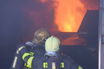 Vládu čeká boj o platy. ANO chce státním zaměstnancům přidat o inflaci, ČSSD dvakrát víc