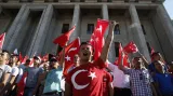 Události: Napjatá situace v Turecku pokračuje
