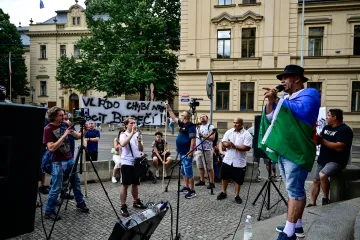 Šíření protiukrajinských dezinformací mezi Romy budou řešit experti