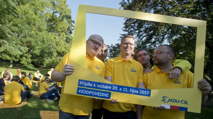 KDU-ČSL zahájila závěrečnou část volební kampaně