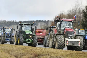 Zemědělci vyjeli protestovat napříč Českem