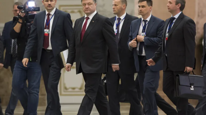 Petro Porošenko se svým týmem