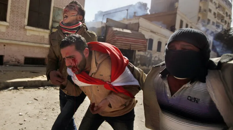 Demonstranti v Egyptě