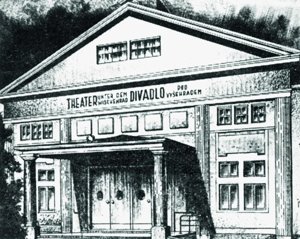 Divadlo slavnostně otevřelo 5. listopadu 1921