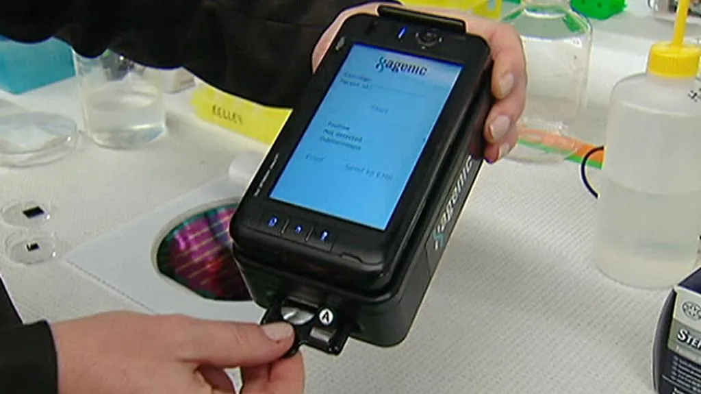 Přístroj na analýzu krve