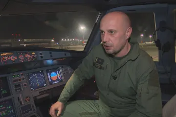 Jižněji a delší trasou. S pilotem vládního airbusu o repatriačním letu