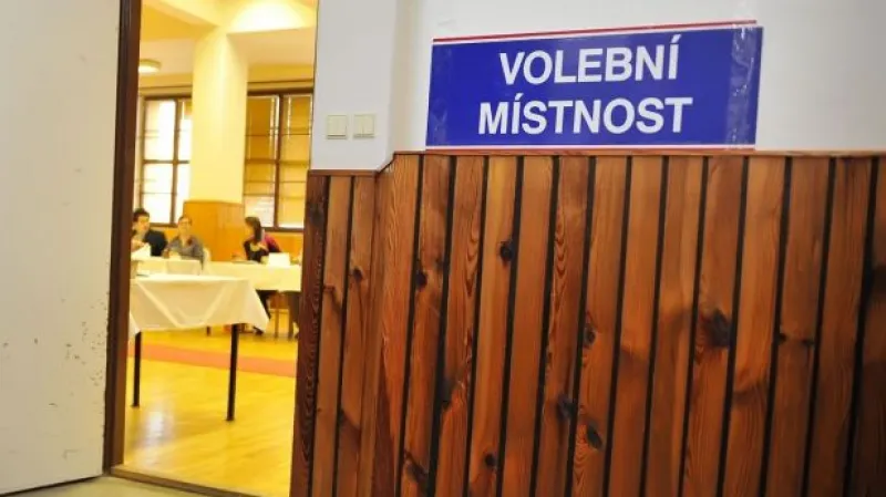 Kampaně před říjnovými volbami se rozjíždějí