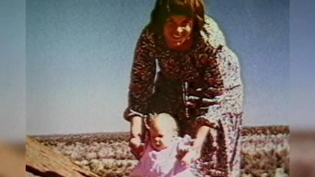 Lindy Chamberlainová s dcerou Azariou