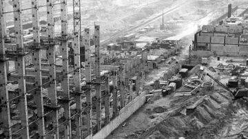 Měla to být první jaderná elektrárna v zemi a zároveň nejvýkonnější a nejspolehlivější jaderné zařízení v Sovětském svazu.