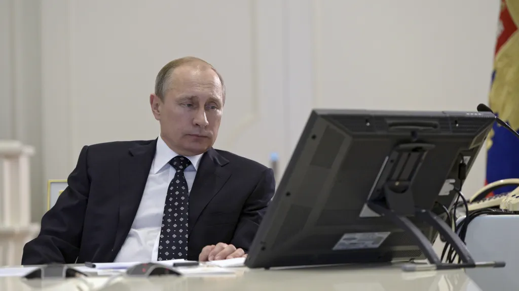 Ruský prezident během videokonference
