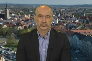 Sociální systém se kvůli Ukrajincům nesmí stát dvojkolejným, říká hejtman Kuba