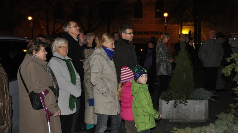 17. listopad v Lounech