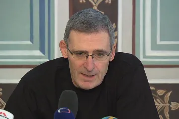 Bývalý šéf rozvědky: Prezident by do jmenování Koudelky mluvit neměl, Babiš kličkuje
