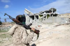 Ozbrojence musí ovládat legitimní vláda v Libyi, zní z Bruselu