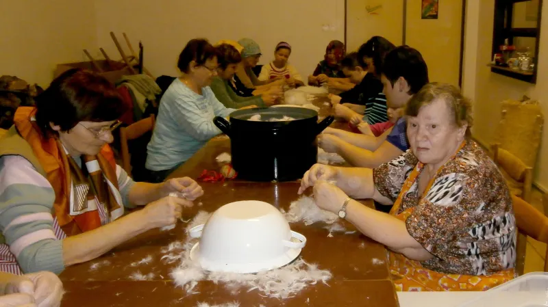 Draní peří ve Vojničkách