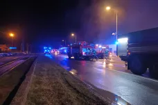 Celníci prověřují po požáru v Čelákovicích možné daňové úniky
