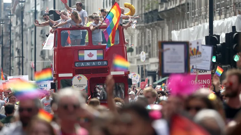 Centrem Londýna prošel průvod na podporu menšin