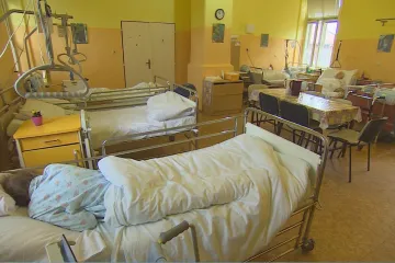 Málo personálu a nedůstojné prostředí. Ombudsmanka kritizuje léčebny pro dlouhodobě nemocné