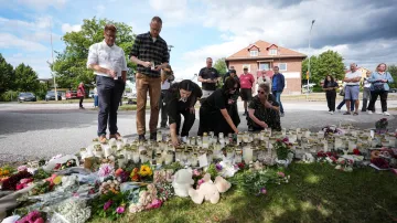 Pieta ve švédské Fagerstě po útoku mečem ve škole