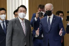 Biden v Jižní Koreji zahájil pětidenní návštěvu Asie. Očekává se provokace od KLDR