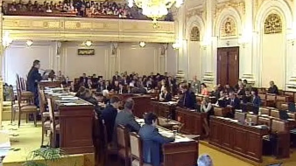 Rozprava při hlasování o nedůvěře vládě