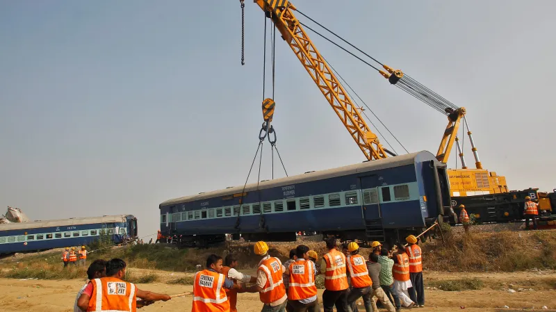 Železniční neštěstí v Indii