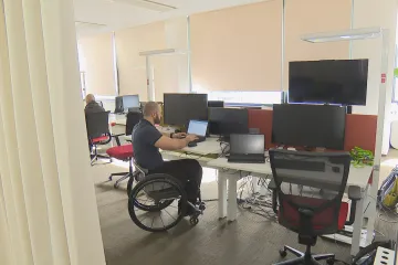 Stát chce zlepšit situaci lidí s handicapem na trhu práce, nabídka pozic je ale omezená