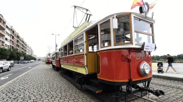 Jízda historických tramvají po Praze