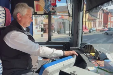 V Česku chybí profesionální řidiči. Poslanci projednají návrh na snížení věkové hranice pro řízení autobusů