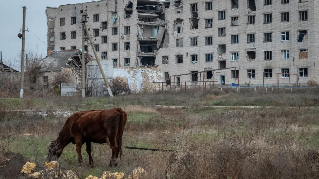 Dům zničený pro ruském útoku v obci Archanhelske v Chersonské oblasti