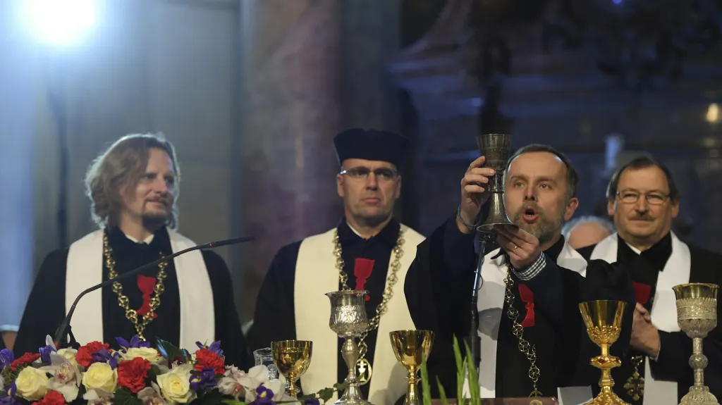 Slavnostní bohoslužba ke stému výročí Církve československé husitské