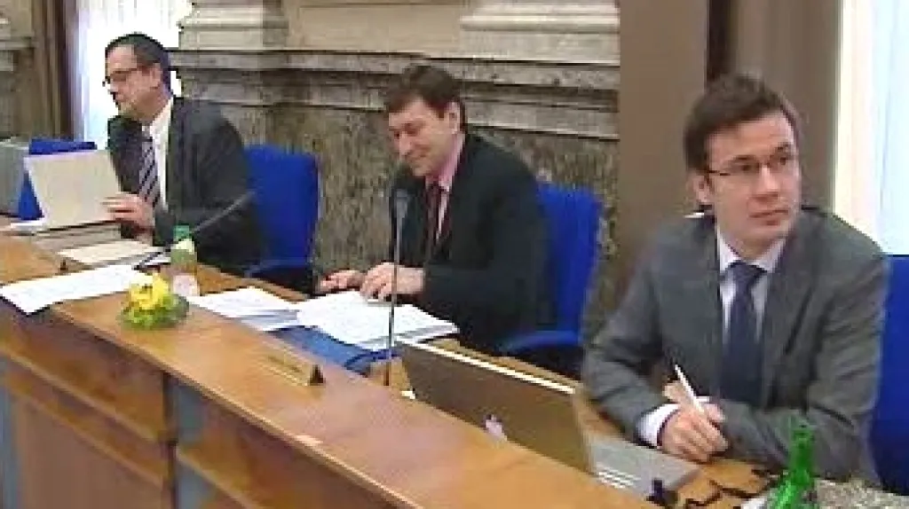 Ministři na zasedání vlády