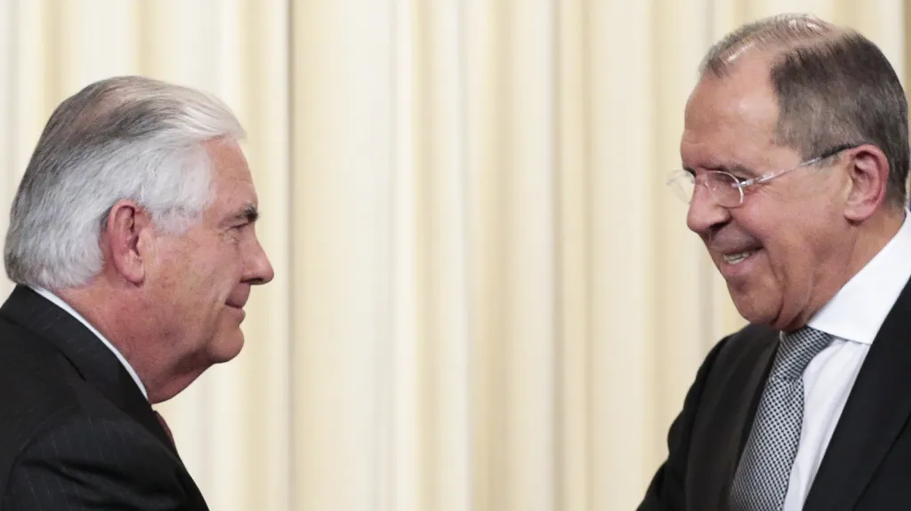 Rex Tillerson a Sergej Lavrov