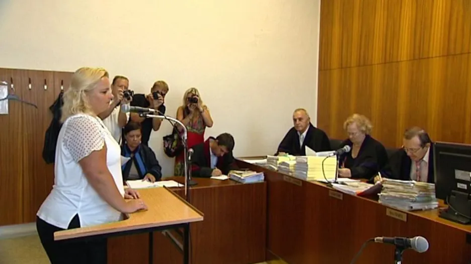 Šárka Mikšanová před soudem