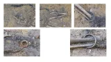 Sada šperků z hrobu z doby laténské (375–250 BC): duchcovská spona (č.1), č.2 – náramek s vbíjenou výzdobou, č. 3 – nápažník, 6. a 7. nánožníky, 5. železná součást opasku