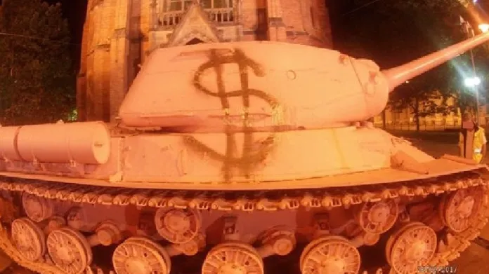 Pomalovaný tank