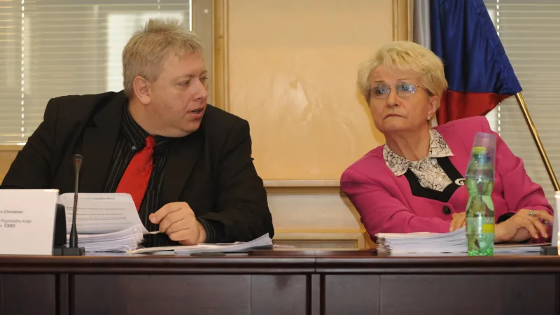 Po rezignaci plzeňské hejtmanky Milady Emmerové se v roce 2010 se stal její náměstek Chovanec novou hlavou kraje