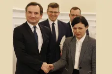 Jourová varovala Poláky před soudní reformou, ministr Ziobro připustil kompromis