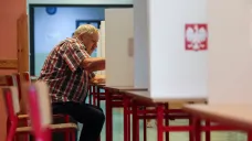 Volební místnost ve Varšavě