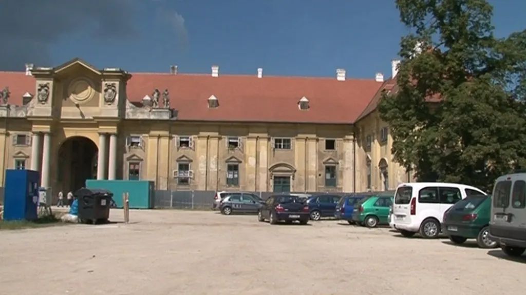 Rekonstrukce jízdáren vyjde na půl miliardy