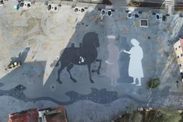 Na náměstí v Postoloprtech se potkávají Oldřich s Boženou