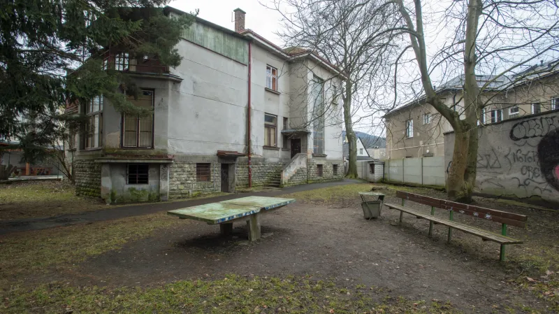 Zahrada u vily se přemění na část parku