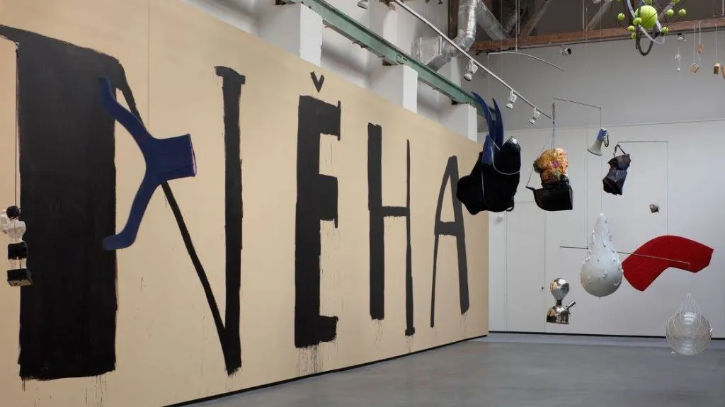 Výstava Něha v Hauch Gallery