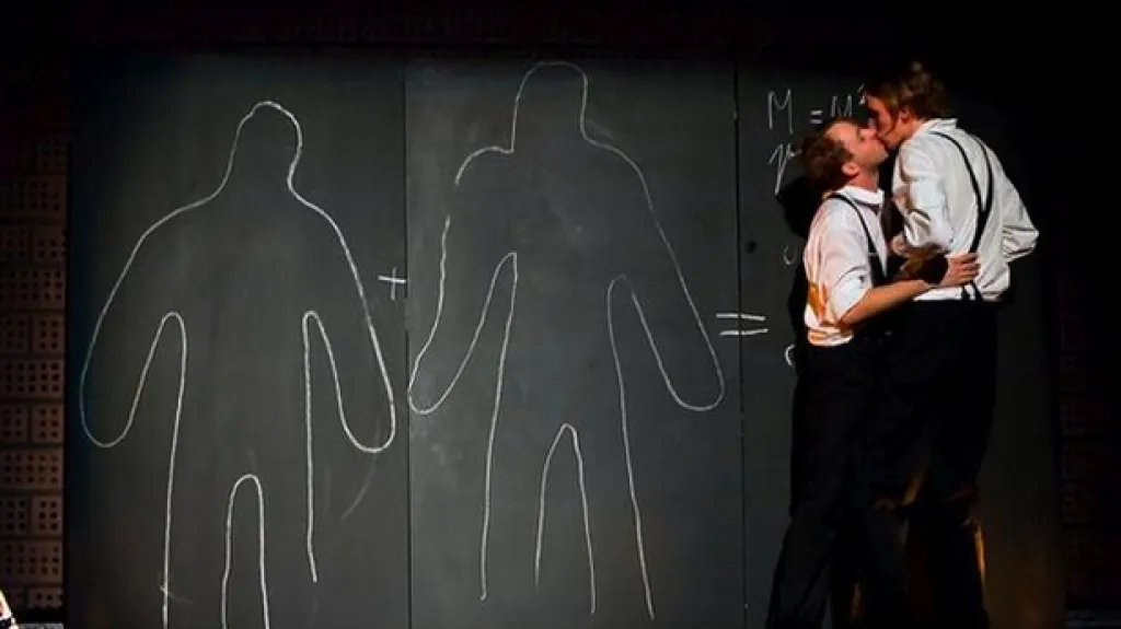 Přísně tajné: hrubá nemravnost