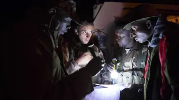 Francouzští a maliští vojáci