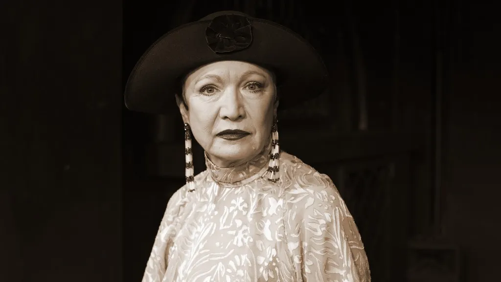 Leden – první měsíc přišla česká kultura hned o několik osobností. Zemřel textař a skladatel Ladislav Štajdl, herečka Hana Maciuchová, malíř a grafik Vladimír Suchánek, zpěvák a kytarista David Stypka a také režisér František Filip