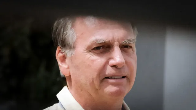 Brazilský Kongres schválil návrh zákona, který by Bolsonarovi zkrátil vězení